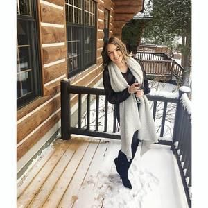 Meet your Posher, Meaghan